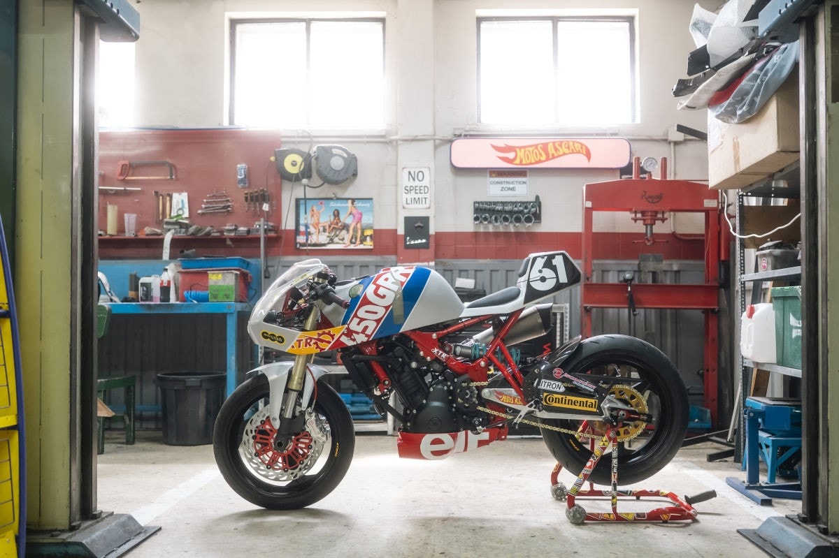 La riconoscete? E' una Royal Enfield Guerrilla 450!